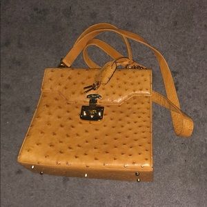 Brown Gucci leather bag